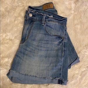 Levi’s High waisted shorts